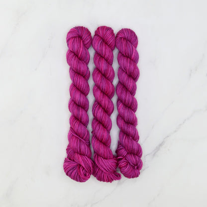Skein Sisters Fabulous Sock Minis 20g/80m in colourway Magenta – 4ply weight merino, nylon yarn