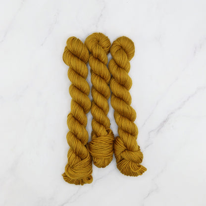 Skein Sisters Fabulous Sock Minis 20g/80m in colourway Medallion – 4ply weight merino, nylon yarn