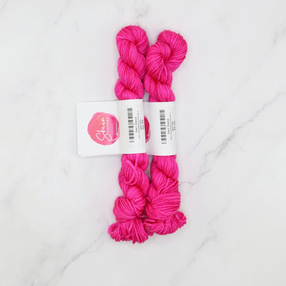 Skein Sisters Fabulous Sock Minis 20g/80m in colourway Neon Pink – 4ply weight merino, nylon yarn