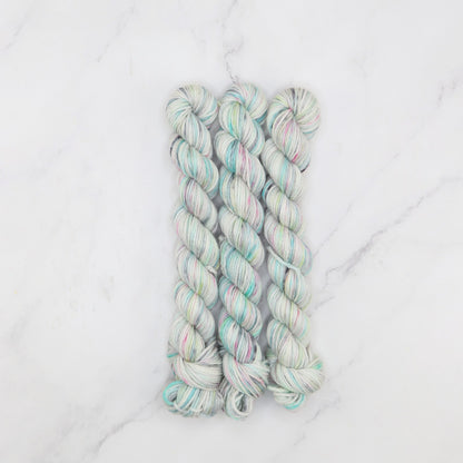 Skein Sisters Fabulous Sock Minis 20g/80m in colourway Pastille – 4ply weight merino, nylon yarn