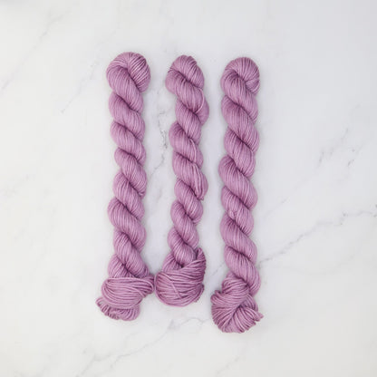 Skein Sisters Fabulous Sock Minis 20g/80m in colourway Phantoms Forever – 4ply weight merino, nylon yarn
