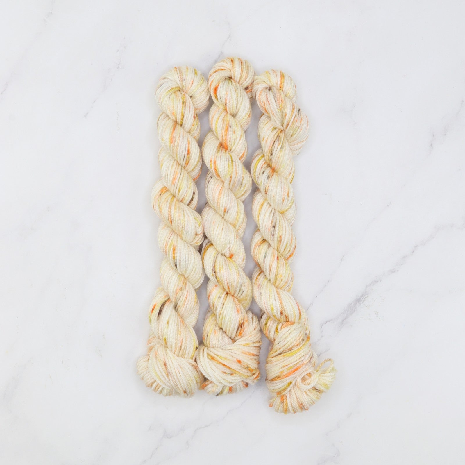 Skein Sisters Fabulous Sock Minis 20g/80m in colourway Popcorn – 4ply weight merino, nylon yarn