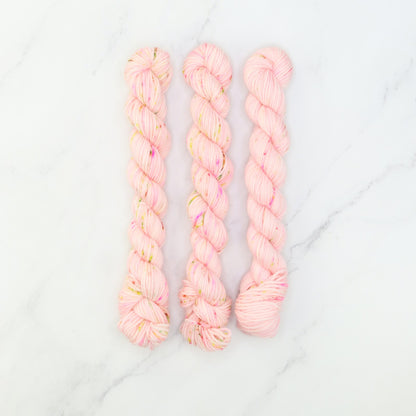 Skein Sisters Fabulous Sock Minis 20g/80m in colourway Pretty in Pink – 4ply weight merino, nylon yarn