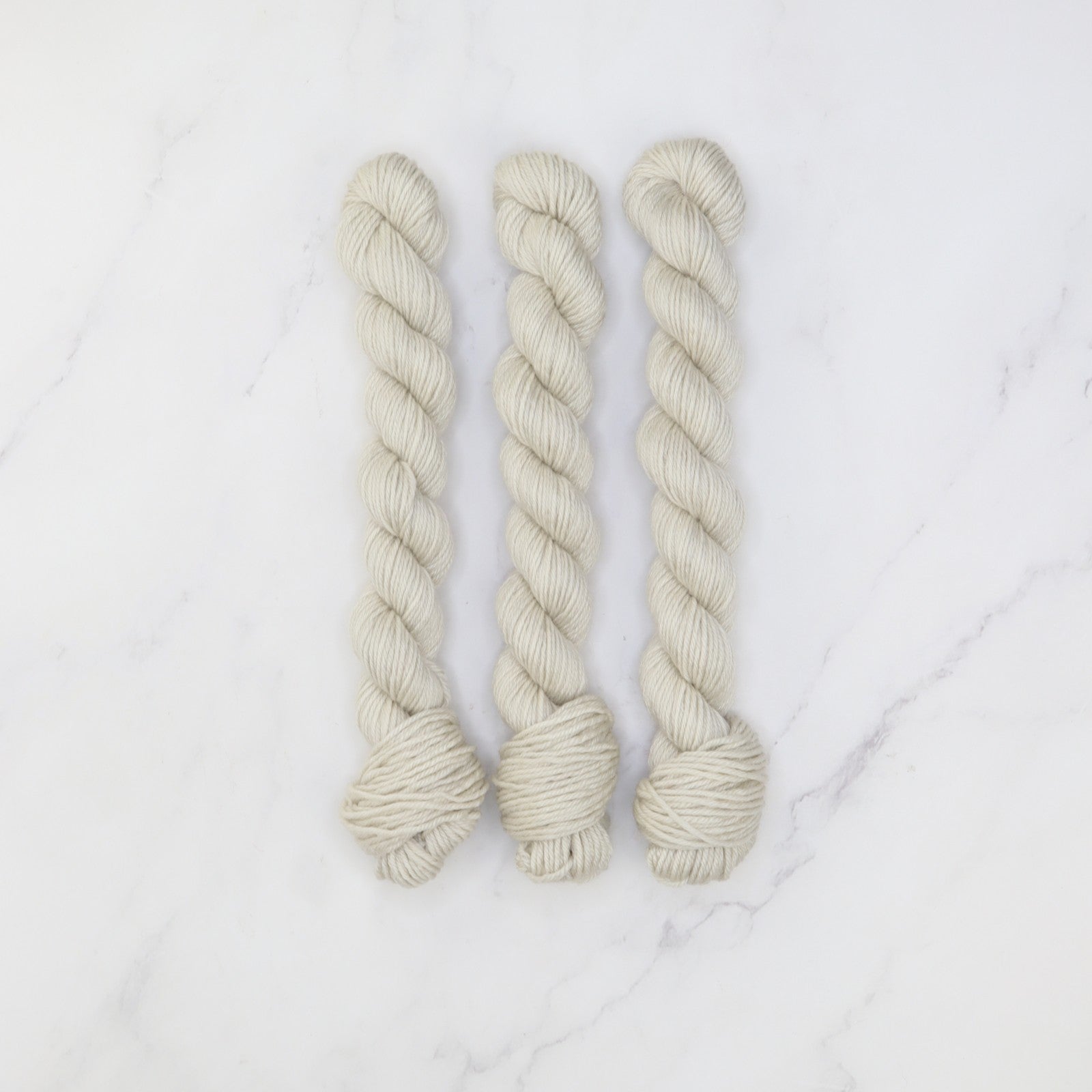 Skein Sisters Fabulous Sock Minis 20g/80m in colourway Purly Pearl – 4ply weight merino, nylon yarn