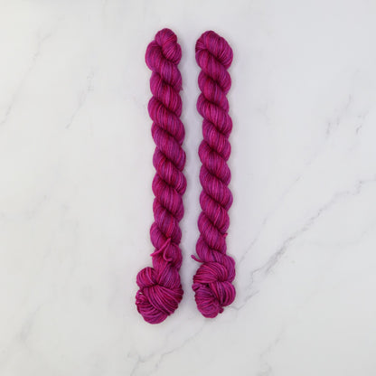 Skein Sisters Fabulous Sock Minis 20g/80m in colourway Purple Pink – 4ply weight merino, nylon yarn