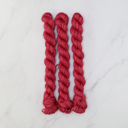 Skein Sisters Fabulous Sock Minis 20g/80m in colourway Rosa – 4ply weight merino, nylon yarn