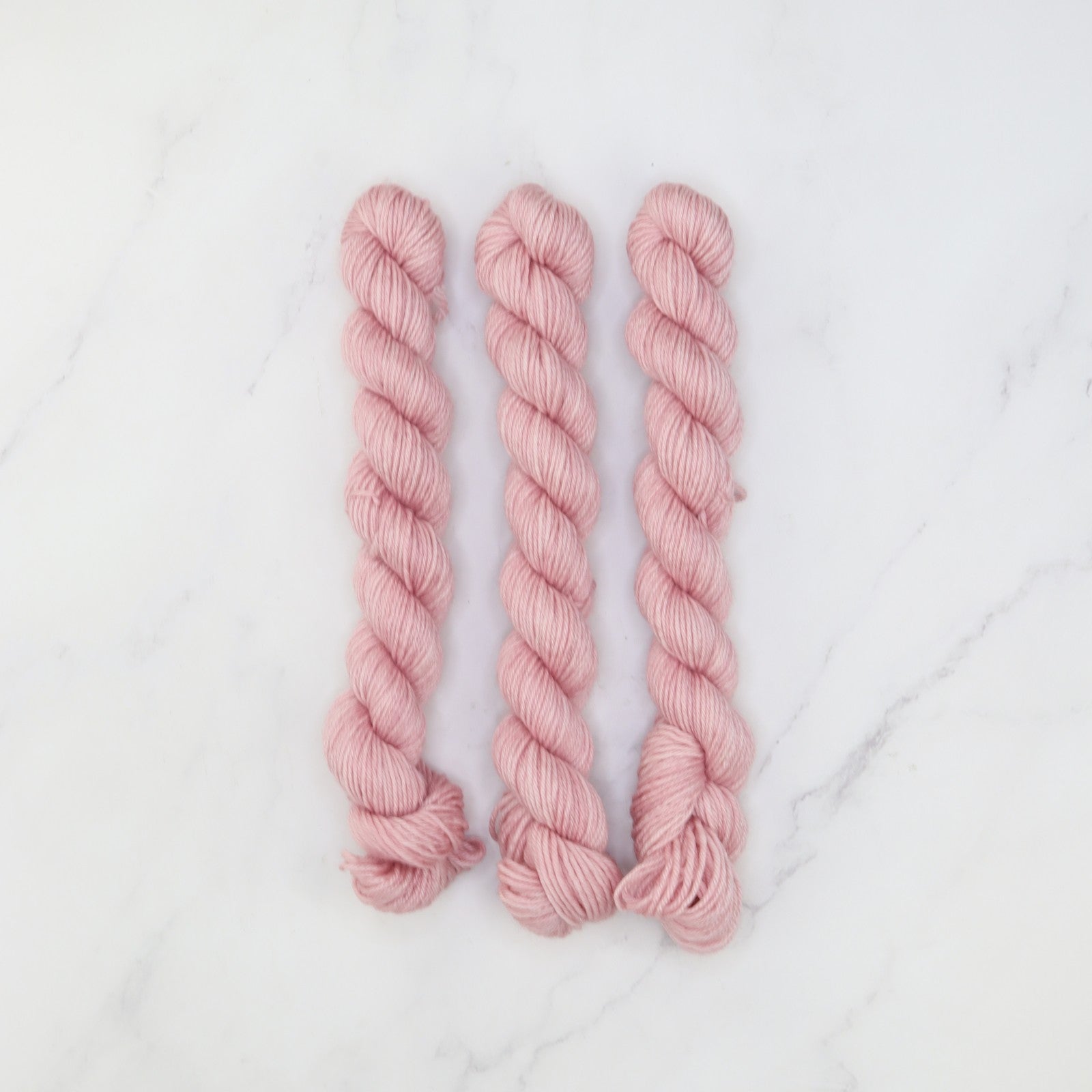 Skein Sisters Fabulous Sock Minis 20g/80m in colourway Rosy Tea – 4ply weight merino, nylon yarn