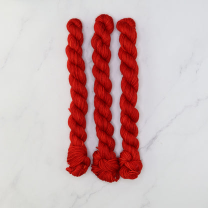 Skein Sisters Fabulous Sock Minis 20g/80m in colourway Scarlet – 4ply weight merino, nylon yarn