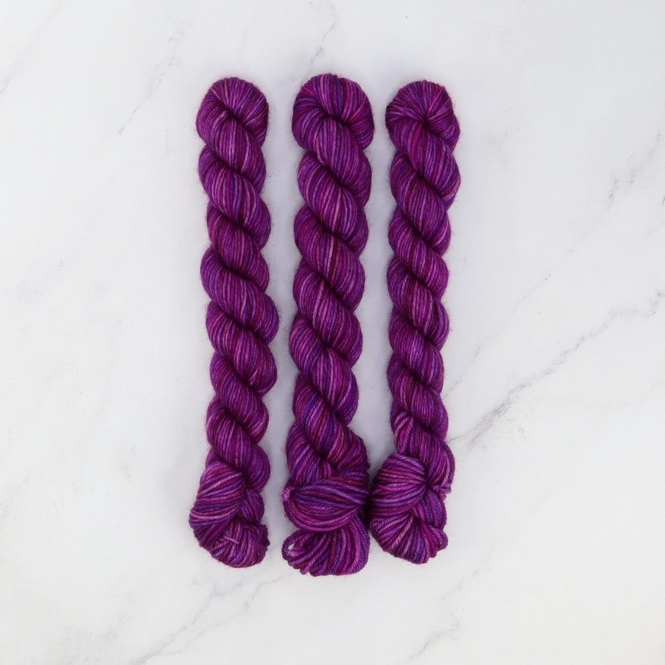Skein Sisters Fabulous Sock Minis 20g/80m in colourway Sorcery – 4ply weight merino, nylon yarn