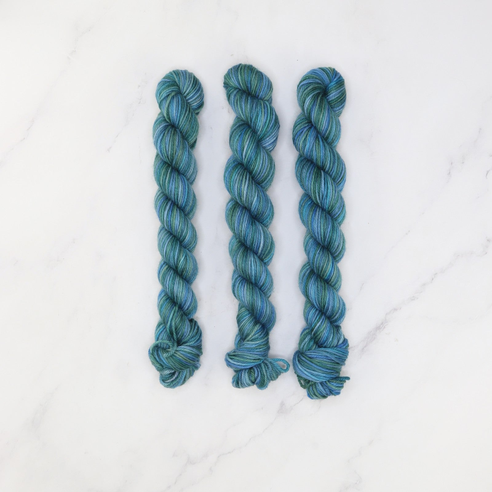 Skein Sisters Fabulous Sock Minis 20g/80m in colourway Sydney Harbour – 4ply weight merino, nylon yarn