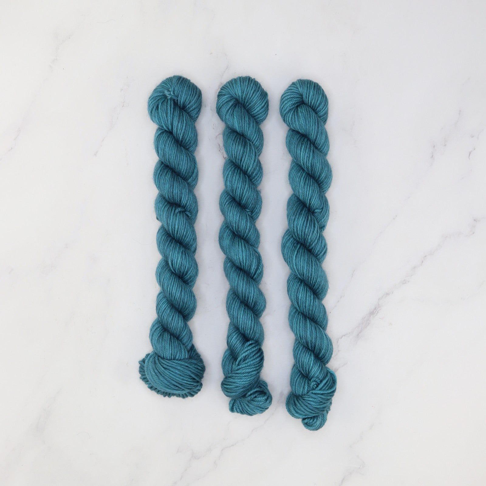 Skein Sisters Fabulous Sock Minis 20g/80m in colourway Titanic – 4ply weight merino, nylon yarn