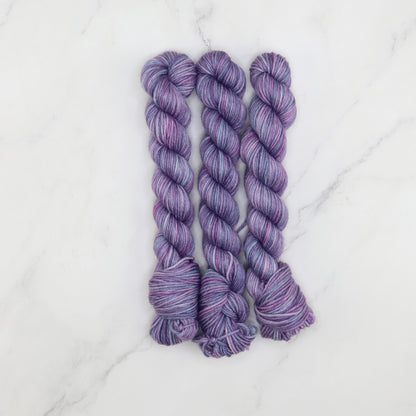 Skein Sisters Fabulous Sock Minis 20g/80m in colourway Wisteria – 4ply weight merino, nylon yarn