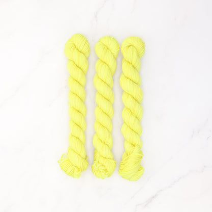 Skein Sisters Fabulous Sock Minis 20g/80m in colourway YoYo – 4ply weight merino, nylon yarn