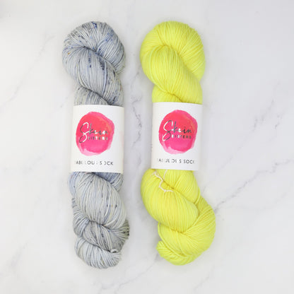 Westknits Go Go Dynamo Shawl kit, colourway Blue Bee