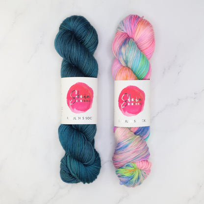 Westknits Go Go Dynamo Shawl knitting kit – view 2