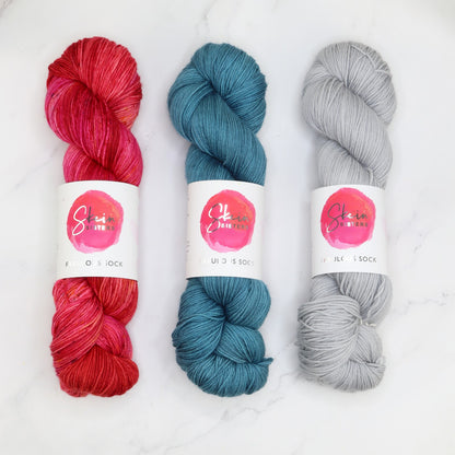 Nefta Shawl kit in Fabulous Sock, colourway Firetail