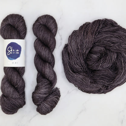 Skein Sisters Romance in colourway Jasper – 4ply weight merino, silk yarn
