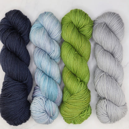 Soldotna Crop kit in Poet, colourway Antarctica