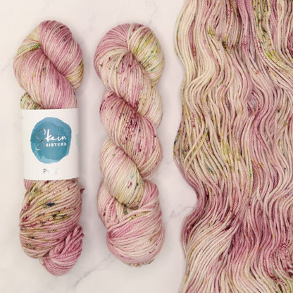 Sophie Shawl kit in Poet, colourway As You Wish