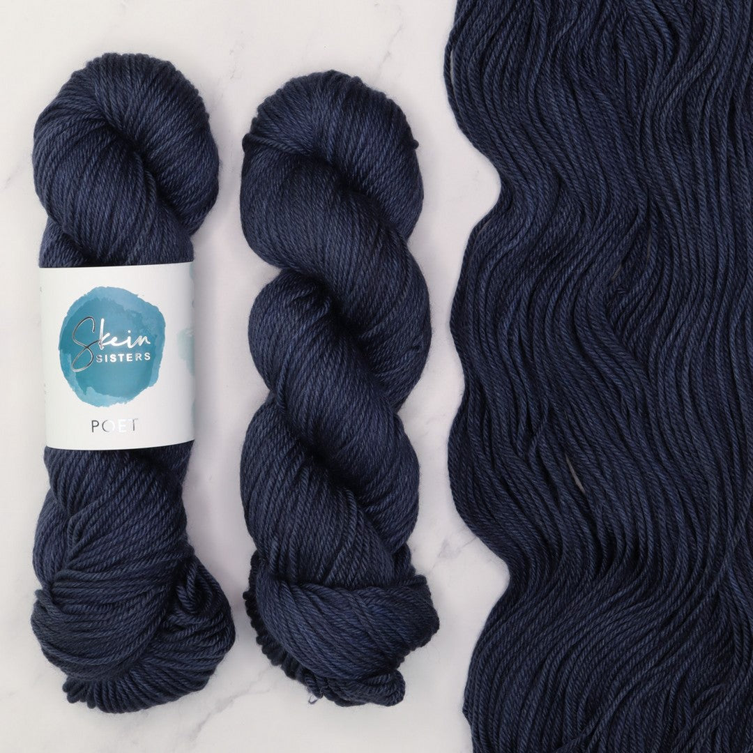 Sophie Shawl kit in Poet, colourway Hollow Sky