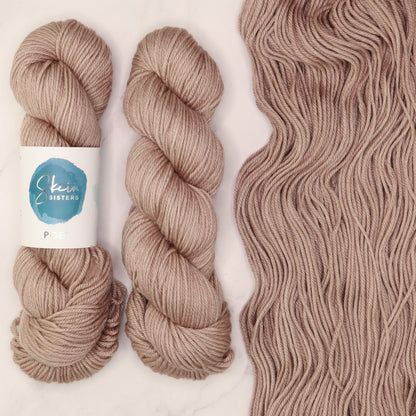Sophie Shawl kit in Poet, colourway Marsupial