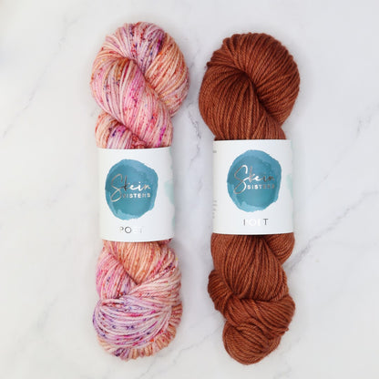 Synced Shawlette kit in Poet, colourway Trinket