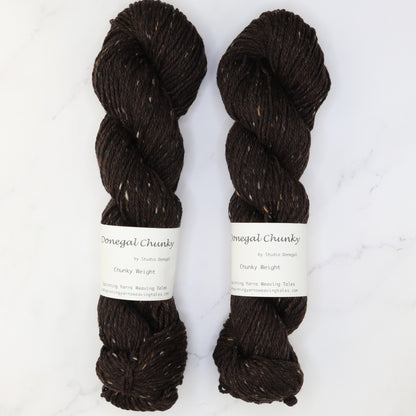 Spinning Yarns Weaving Tales Donegal Chunky in colourway Rian – 12ply weight merino yarn