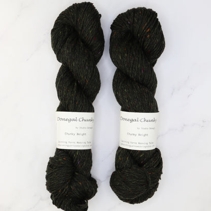 Spinning Yarns Weaving Tales Donegal Chunky in colourway Senan – 12ply weight merino yarn