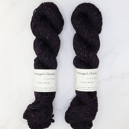 Spinning Yarns Weaving Tales Donegal Chunky in colourway Sorcha – 12ply weight merino yarn