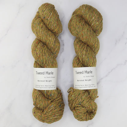 Spinning Yarns Weaving Tales Tweed Marle in colourway Fiachra – 10ply weight merino yarn