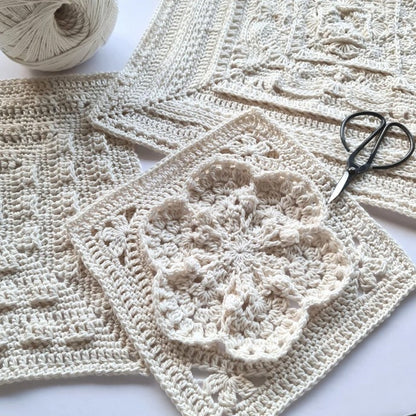 Granny Square Patchwork – crochet pattern book – view 11