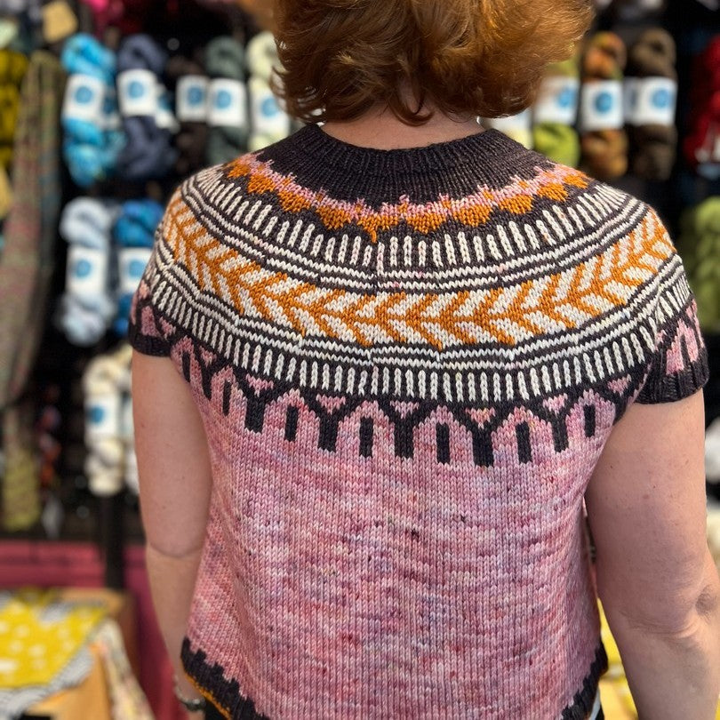 Soldotna Crop knitting kit – view 2