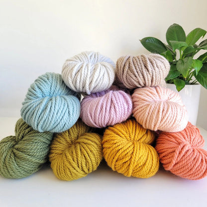 Woolly Yarns Super Woolly – 14ply+ weight wool yarn – view 2