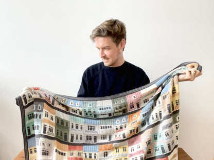 Sydney Terraces Yarn Starter knitting kit – view 3