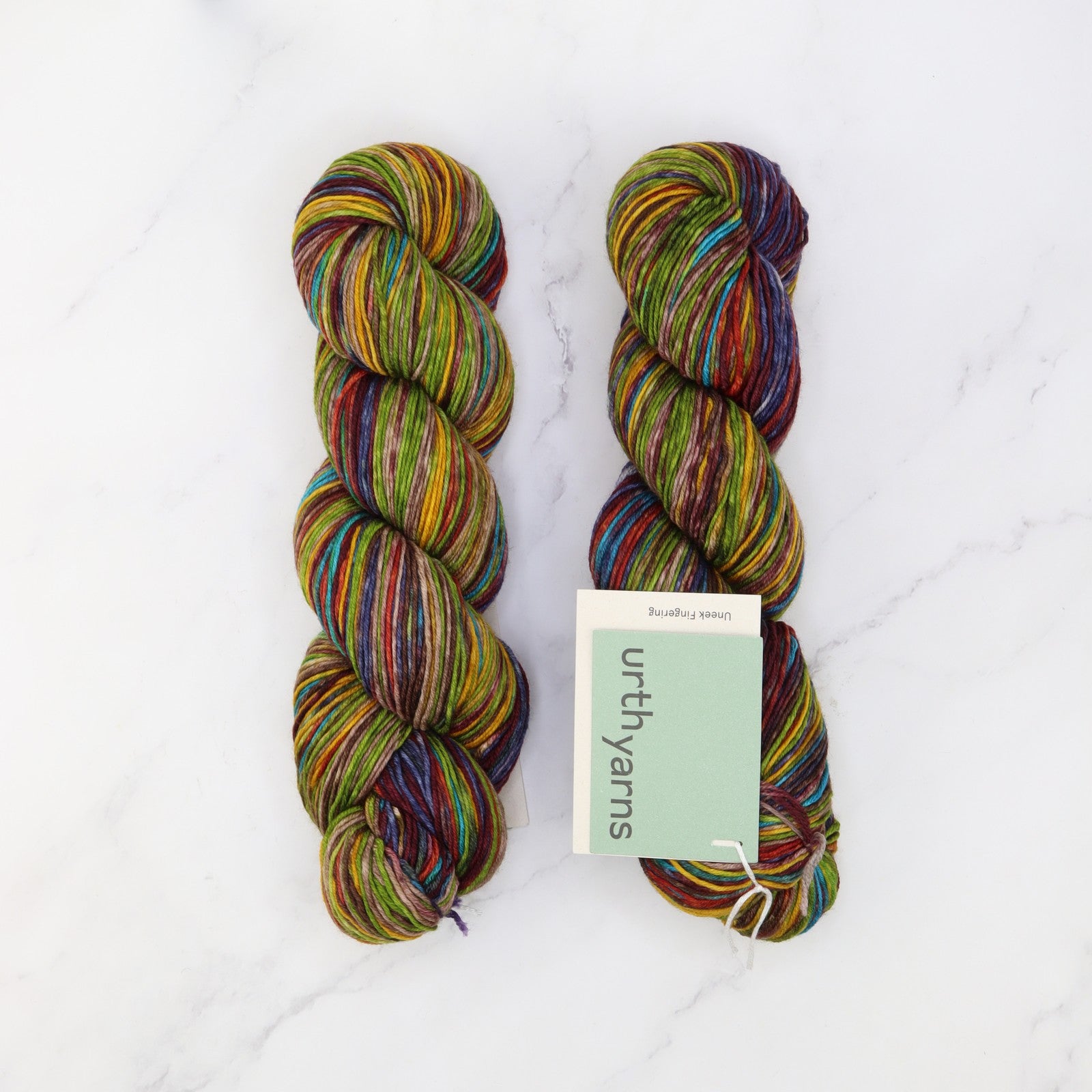 Hera Scarf Set in Uneek Fingering kit, colourway 3002