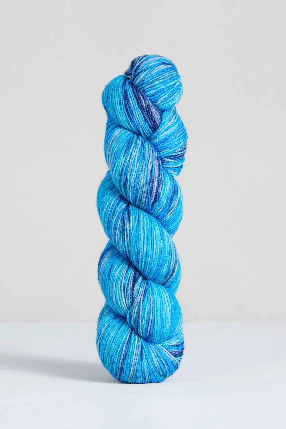 Hera Scarf Set in Uneek Fingering kit, colourway 3031