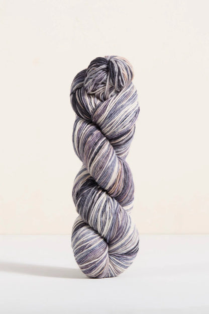 Hera Scarf Set in Uneek Fingering kit, colourway 3033