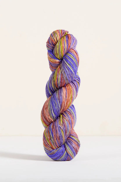 Hera Scarf Set in Uneek Fingering kit, colourway 3035