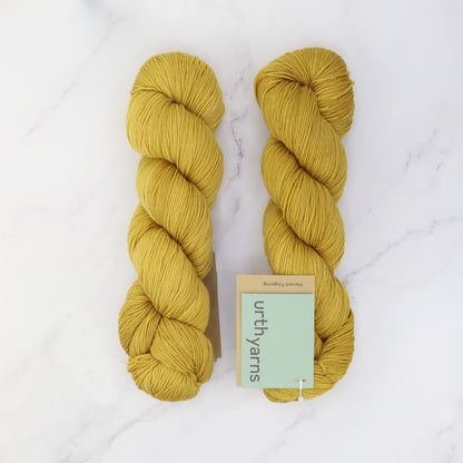 Urth Yarns Harvest Fingering in colourway Buckthorn – 4ply weight merino yarn