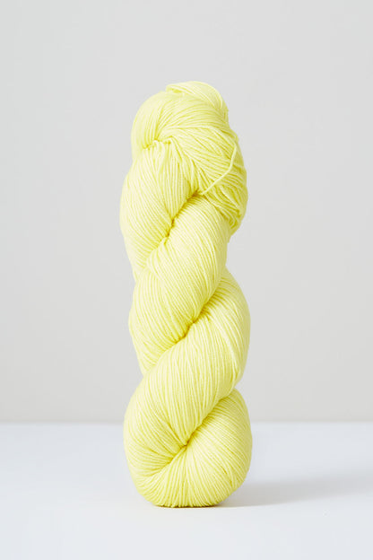 Urth Yarns Harvest Fingering in colourway Citrus – 4ply weight merino yarn