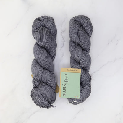 Urth Yarns Harvest Fingering in colourway Mint – 4ply weight merino yarn