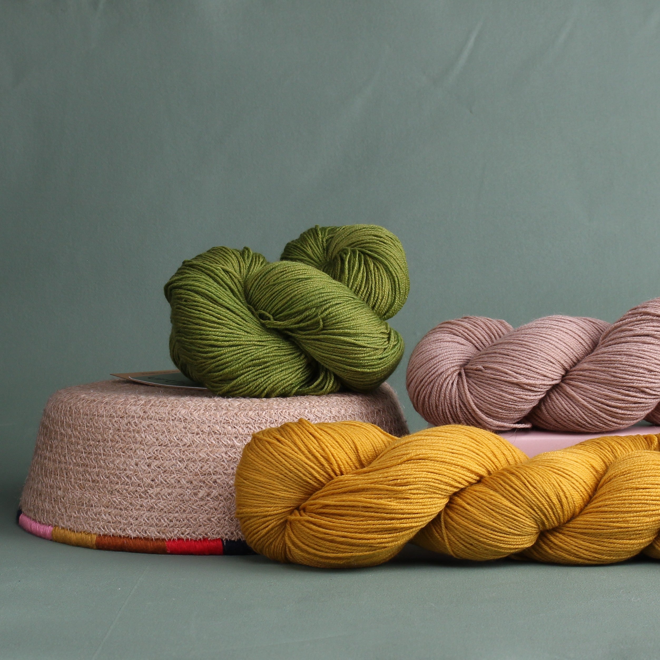 Urth Yarns Harvest Fingering – 4ply weight merino yarn