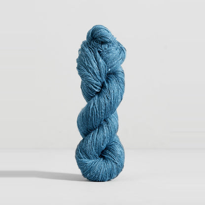Urth Yarns Trill – Bluejay