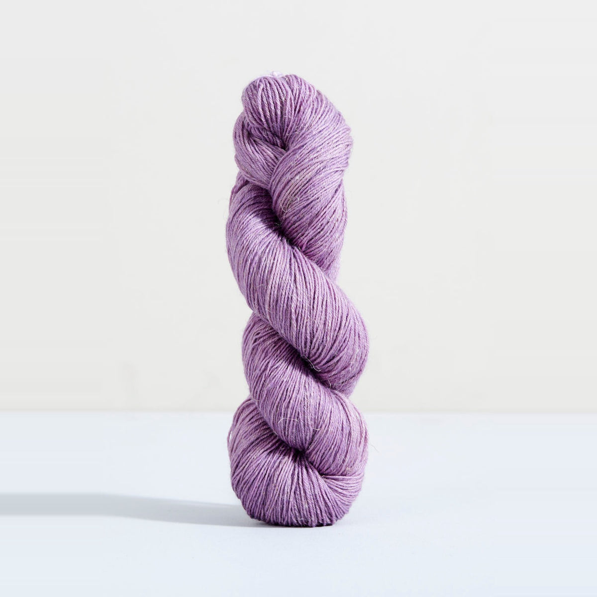 Urth Yarns Trill – Dove