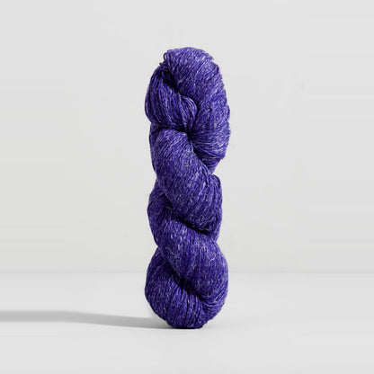 Urth Yarns Trill – Grackle