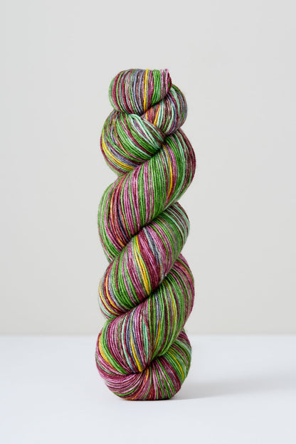 Urth Yarns Uneek Fingering in colourway 3013 – 4ply weight merino yarn