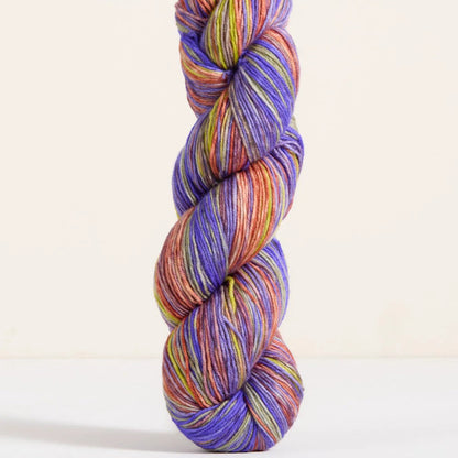 Urth Yarns Uneek Fingering in colourway 3035 – 4ply weight merino yarn