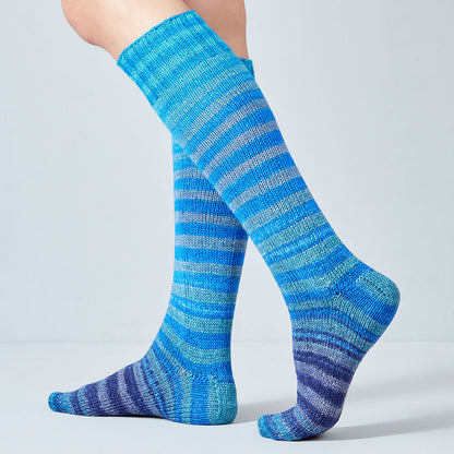 Urth Yarns Uneek Sock Kit in colourway 64 – 4ply weight merino, nylon yarn