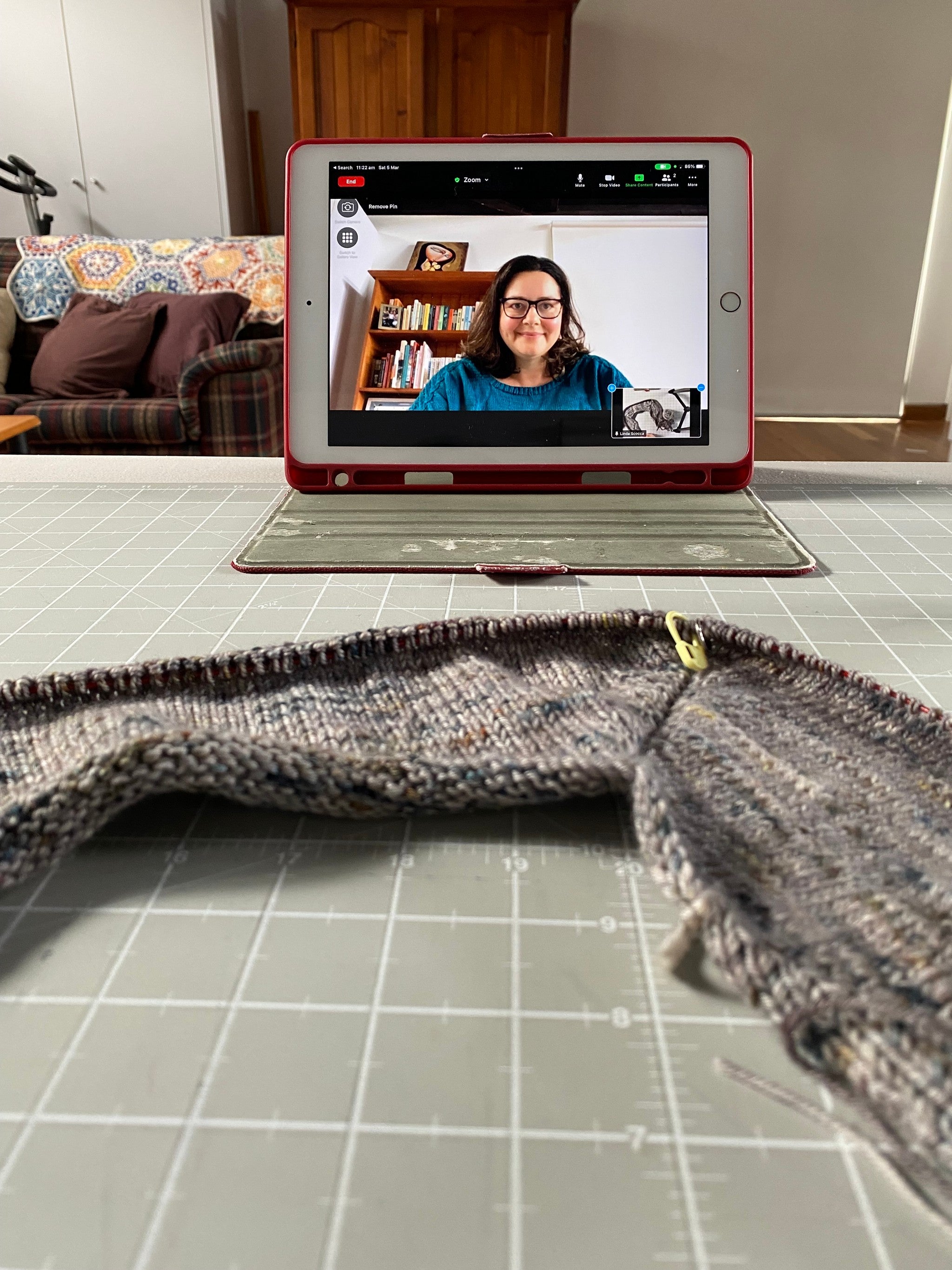 Skein Sisters Knitters' Virtual Help Desk