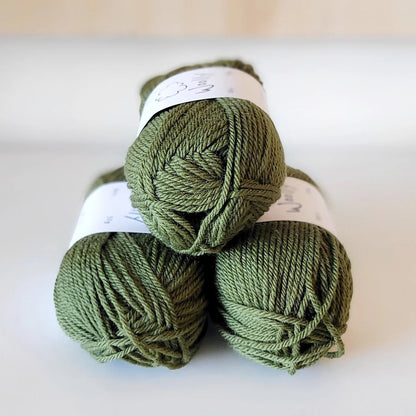 Woolly Yarns Woolly 8ply in colourway Olive You Lots – 8ply weight wool yarn